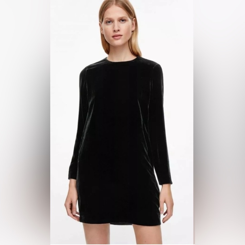 COS Perfect Silk Blend Black Velvet Long Sleeve Dress - Almost new!  In 4!
